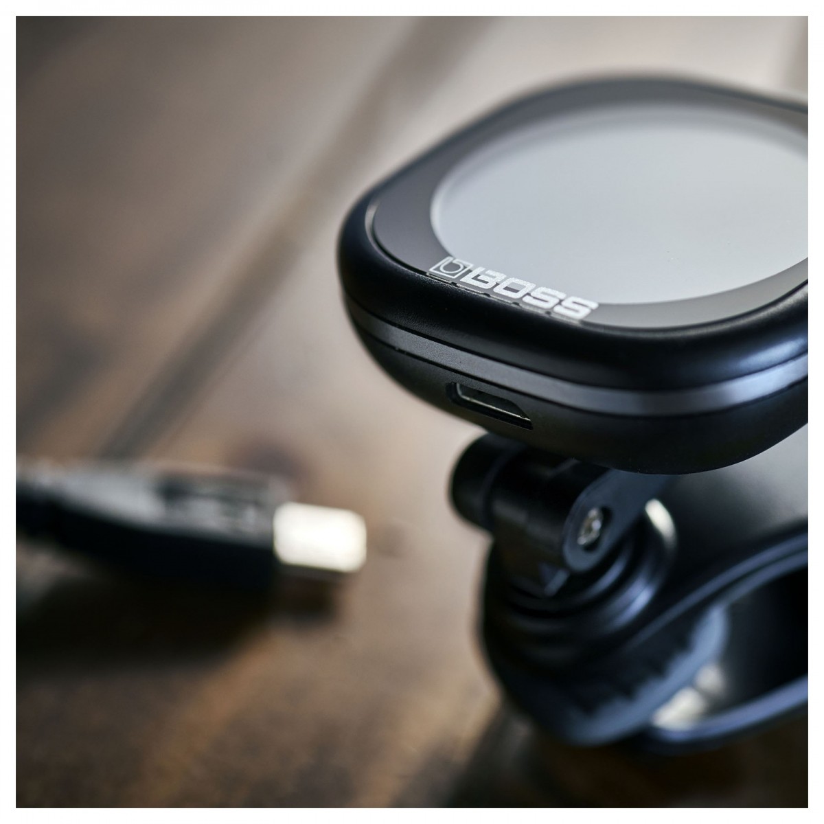 Boss TU-05 Rechargeable Clip-on Guitar Tuner